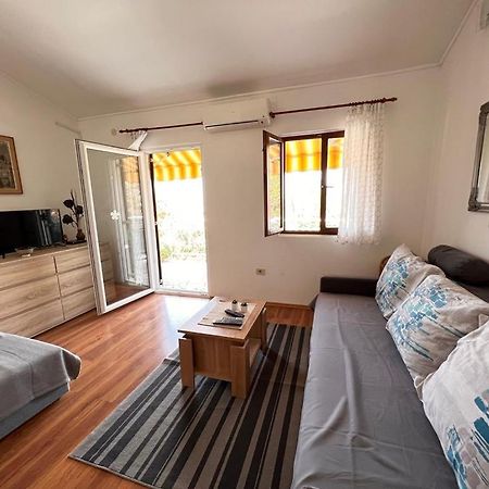 קלנוביצה Apartments Valentinovo מראה חיצוני תמונה