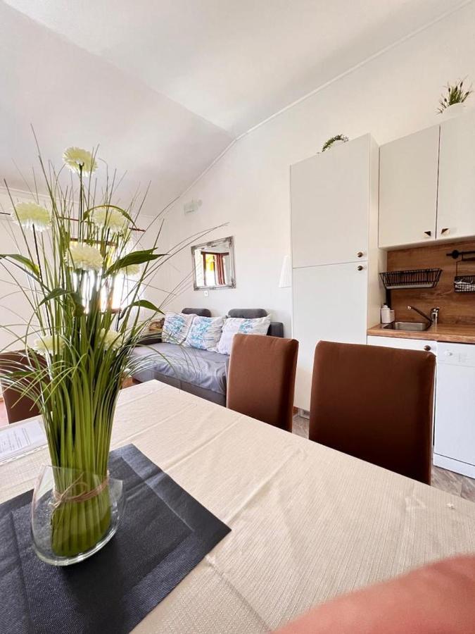 קלנוביצה Apartments Valentinovo מראה חיצוני תמונה