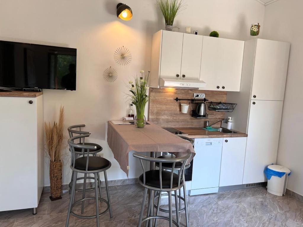 קלנוביצה Apartments Valentinovo מראה חיצוני תמונה
